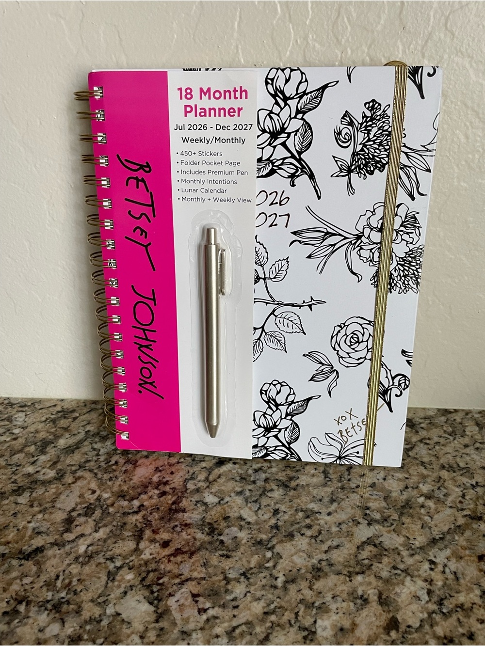 Betsey Johnson 18 Month White Floral Planner with Hot Pink Spine